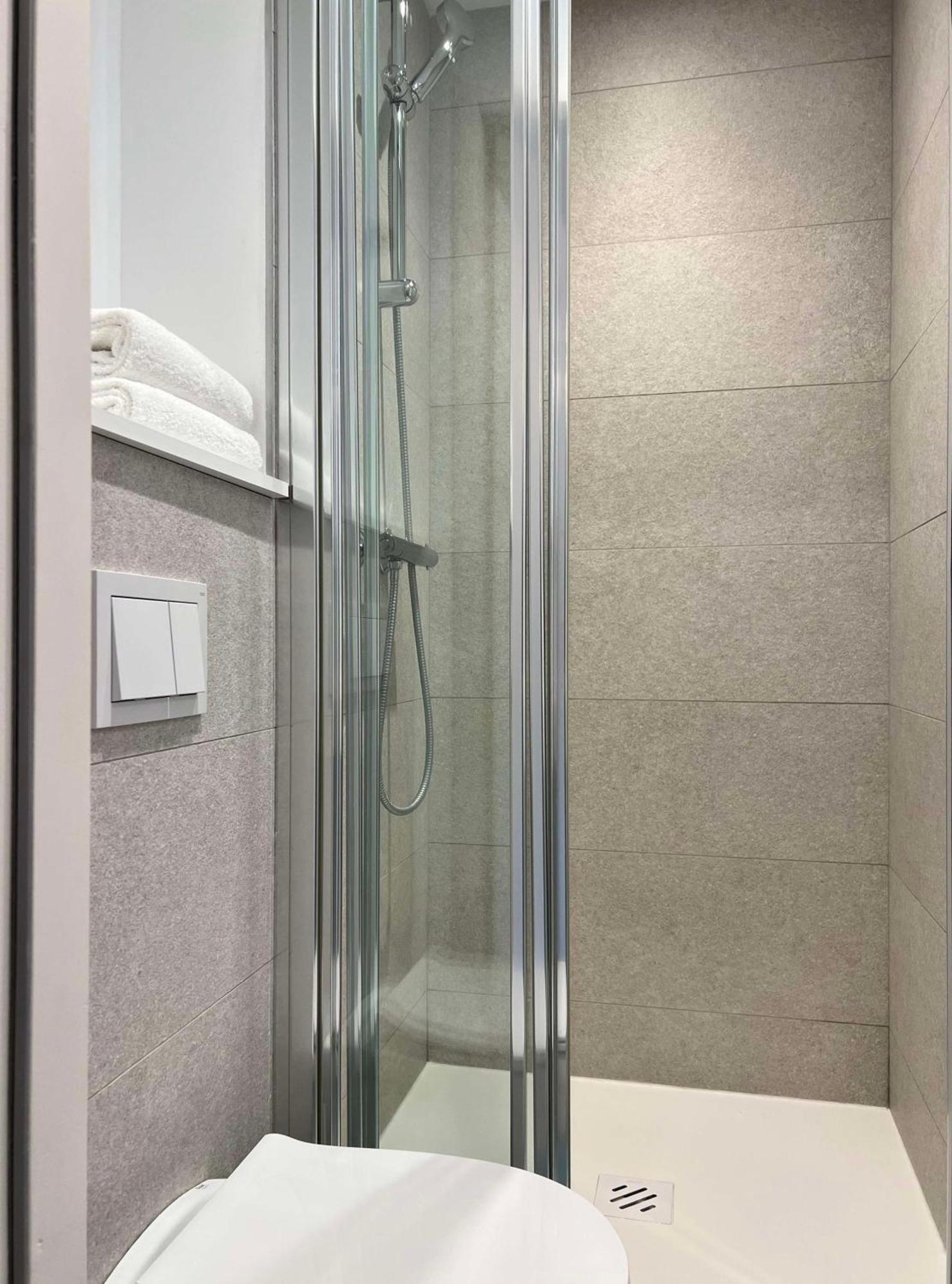 Kyriad Direct Sud Hotel