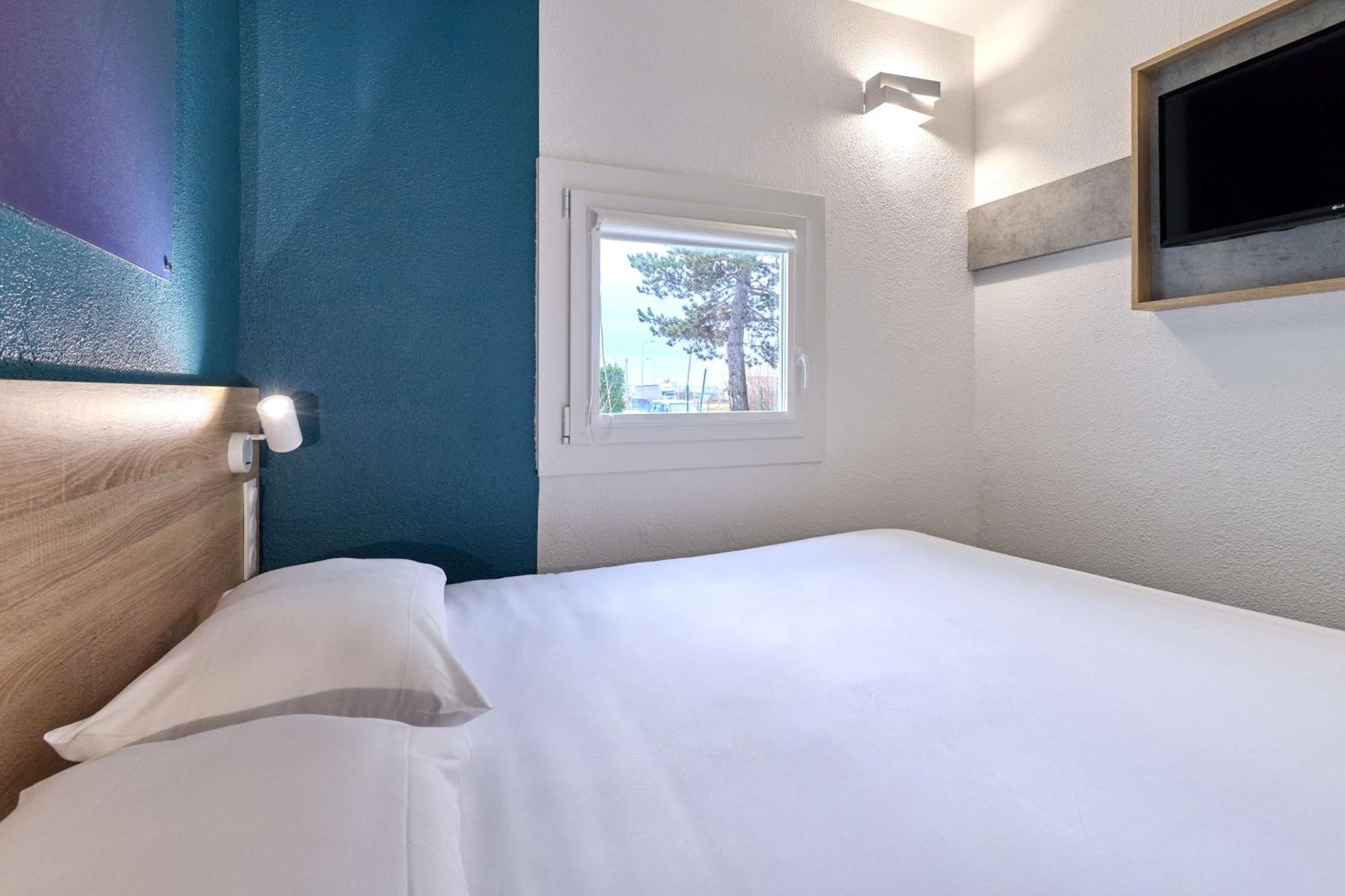 Kyriad Direct Sud Hotel 2*