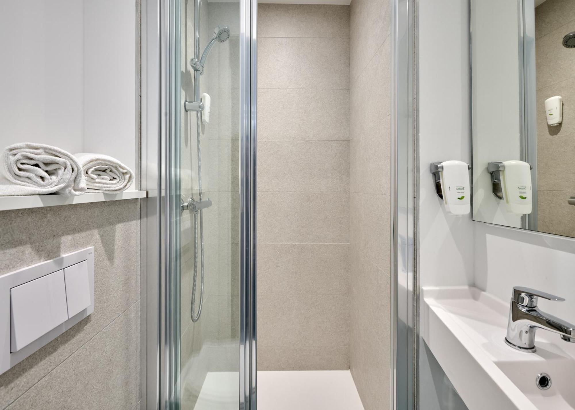 Kyriad Direct Sud Hotel